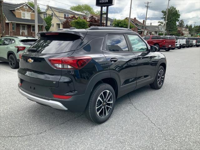 new 2025 Chevrolet TrailBlazer car, priced at $29,730