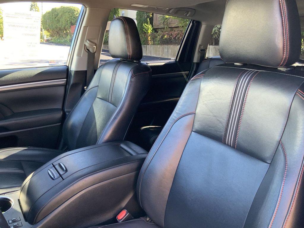 used 2019 Toyota Highlander car, priced at $24,895