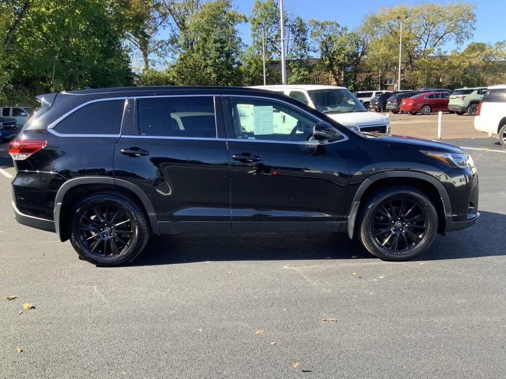 used 2019 Toyota Highlander car, priced at $24,895