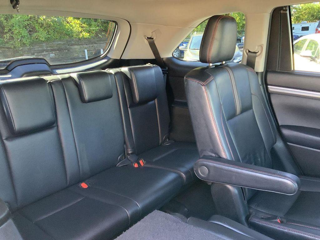 used 2019 Toyota Highlander car, priced at $24,895