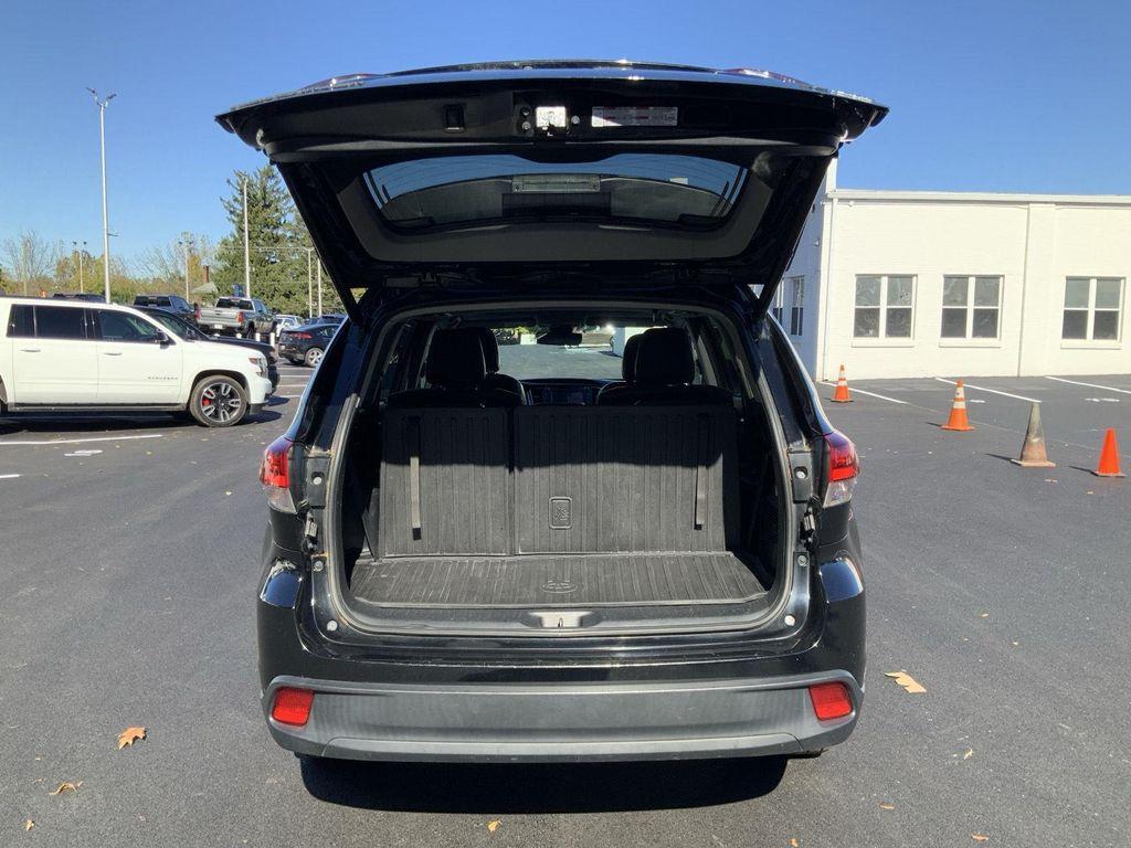 used 2019 Toyota Highlander car, priced at $24,895