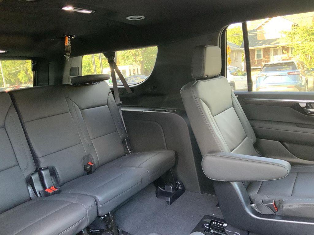 new 2026 Chevrolet Suburban car, priced at $75,680