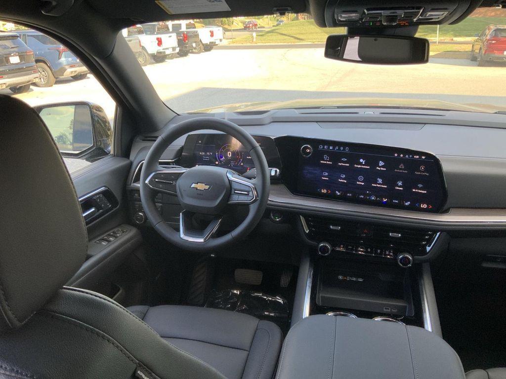 new 2026 Chevrolet Suburban car, priced at $75,680