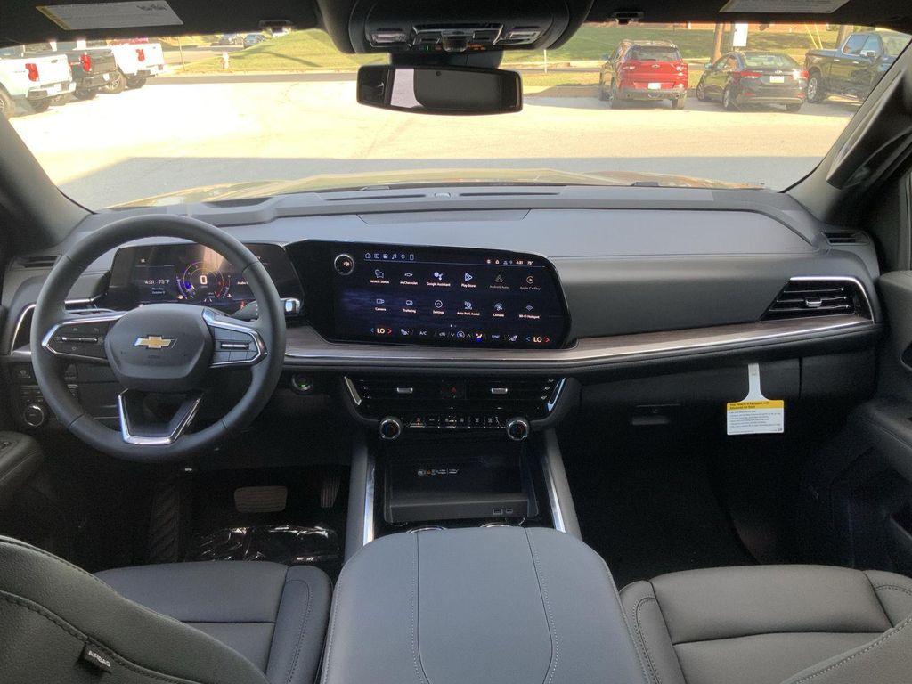 new 2026 Chevrolet Suburban car, priced at $75,680