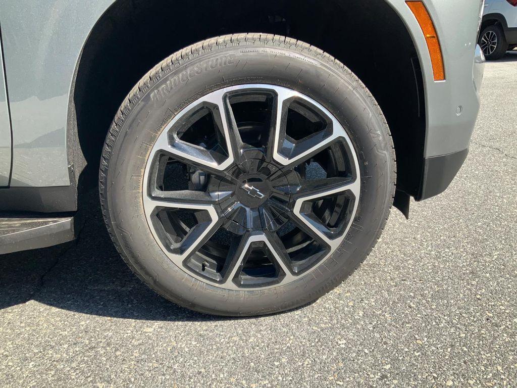 new 2026 Chevrolet Suburban car, priced at $81,515