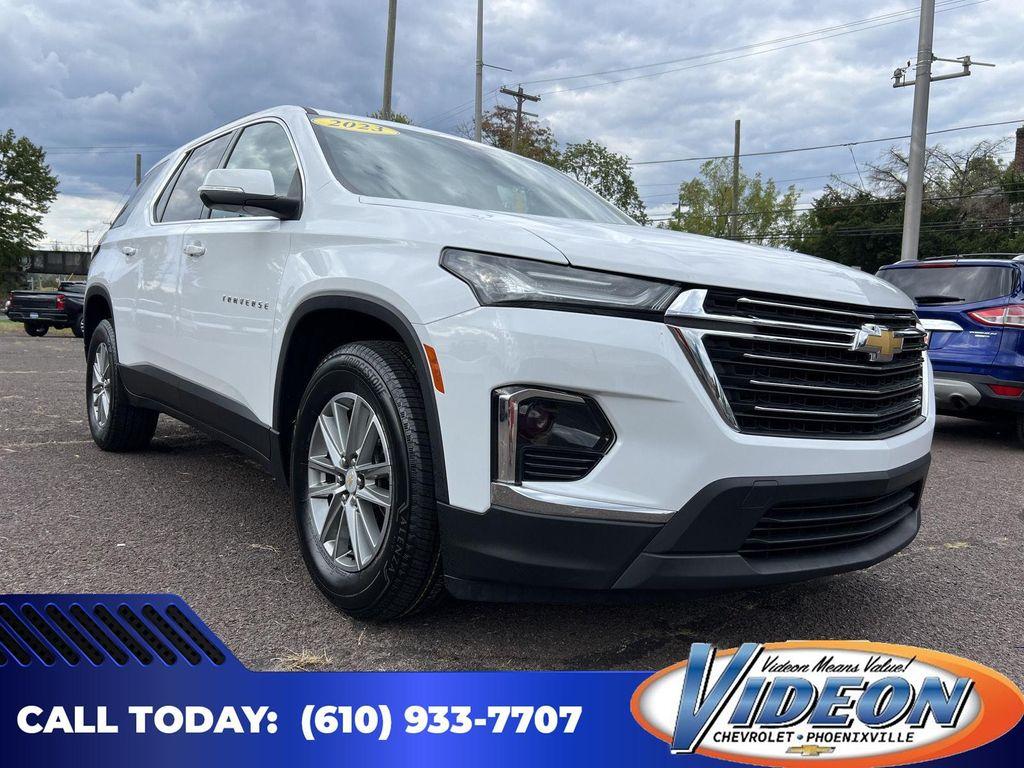 used 2023 Chevrolet Traverse car, priced at $32,845