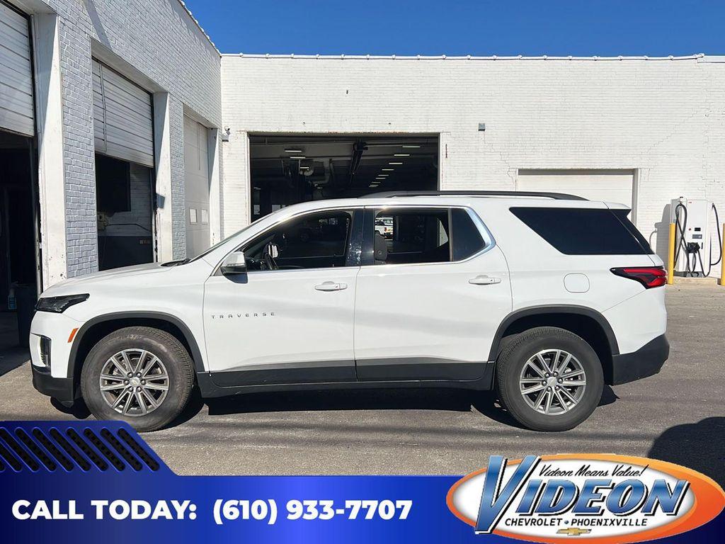 used 2023 Chevrolet Traverse car, priced at $32,895
