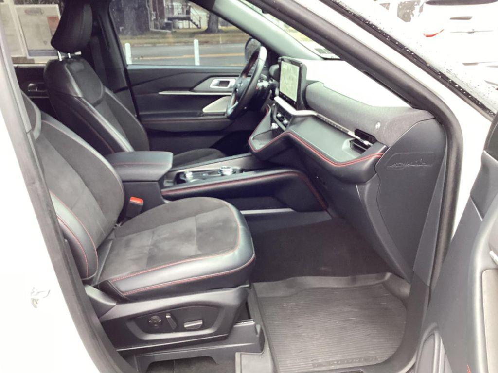 used 2025 Ford Explorer car, priced at $48,995