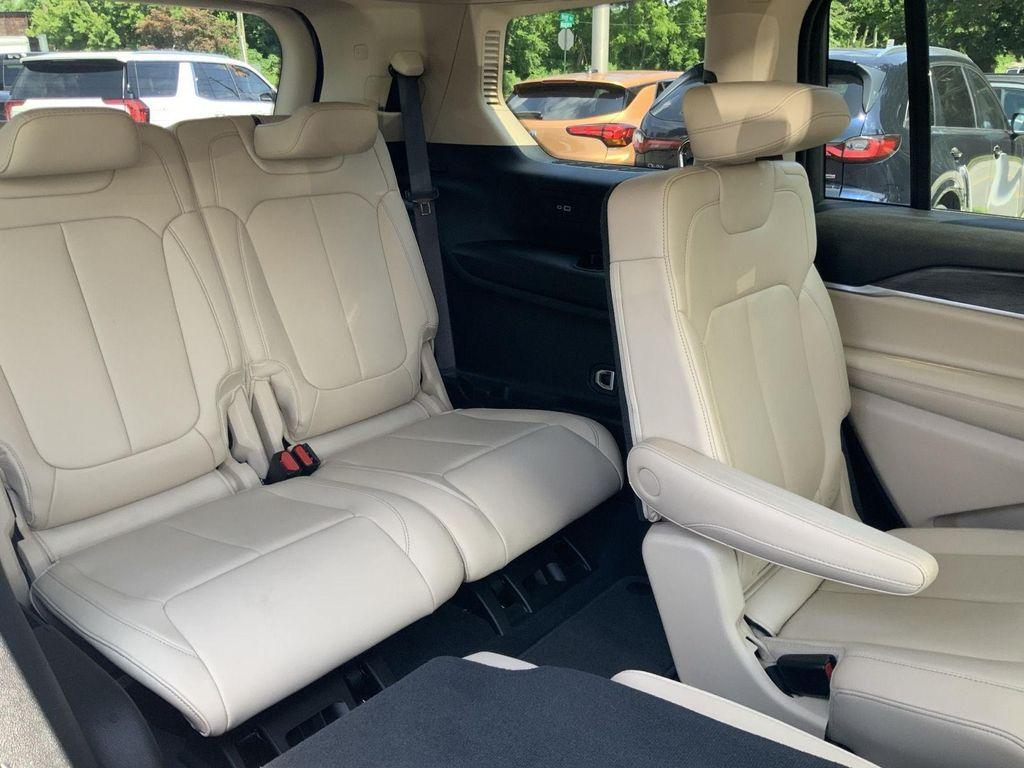 used 2022 Jeep Grand Cherokee L car, priced at $33,895