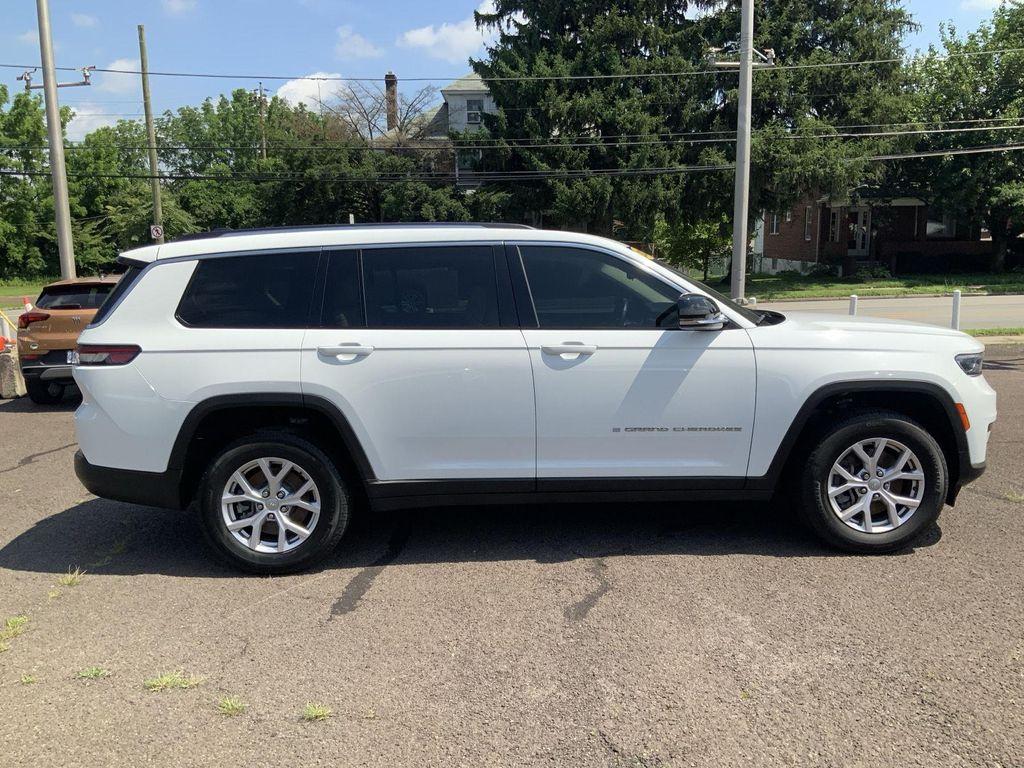 used 2022 Jeep Grand Cherokee L car, priced at $33,895
