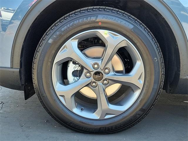 new 2025 Ford Escape car, priced at $30,190