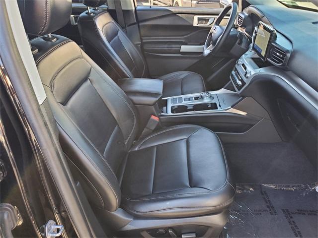 used 2022 Ford Explorer car, priced at $29,900