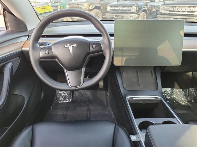 used 2021 Tesla Model 3 car, priced at $27,900