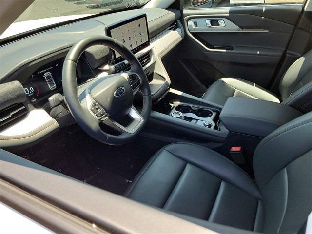 used 2025 Ford Explorer car, priced at $39,988