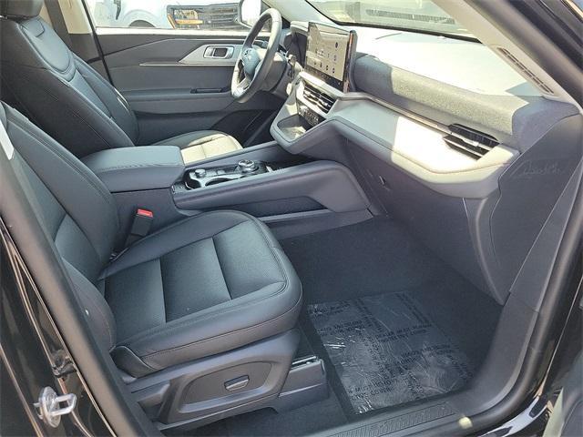 new 2025 Ford Explorer car, priced at $44,275