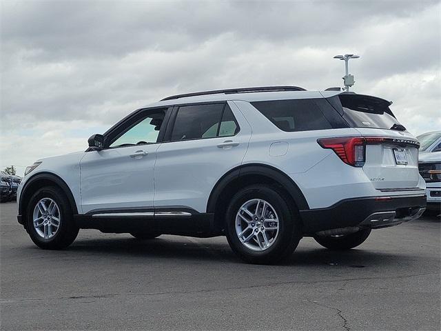 new 2025 Ford Explorer car, priced at $42,869