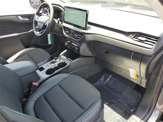 new 2025 Ford Escape car, priced at $33,395