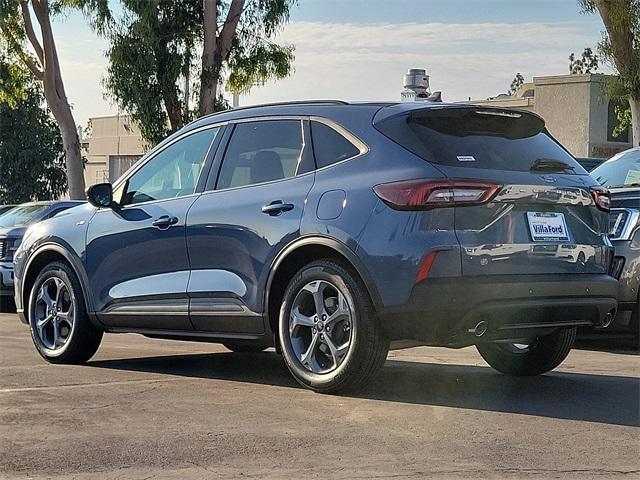 new 2025 Ford Escape car, priced at $31,020