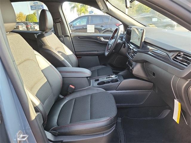 new 2025 Ford Escape car, priced at $31,020