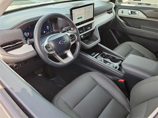 used 2025 Ford Explorer car, priced at $37,877