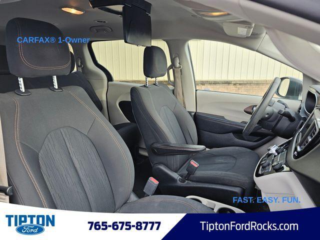 used 2018 Chrysler Pacifica car, priced at $9,000