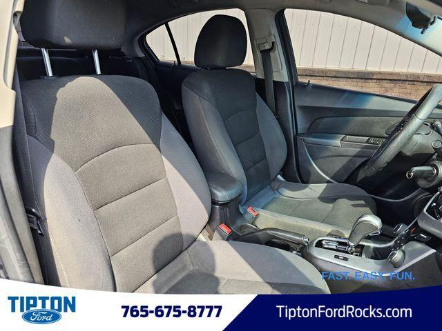 used 2016 Chevrolet Cruze Limited car, priced at $9,000