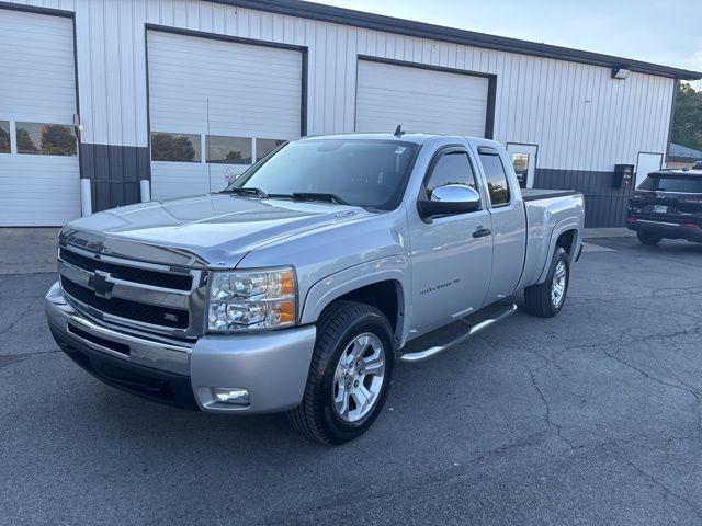 used 2011 Chevrolet Silverado 1500 car, priced at $9,000