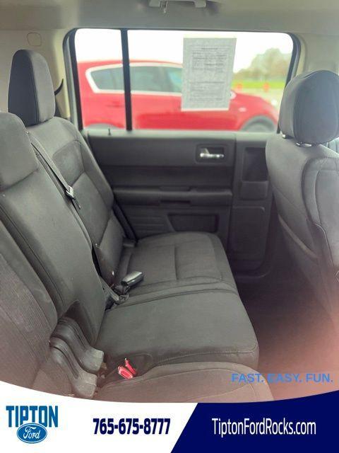 used 2014 Ford Flex car, priced at $3,000