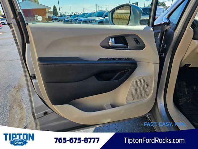 used 2020 Chrysler Pacifica car, priced at $17,863