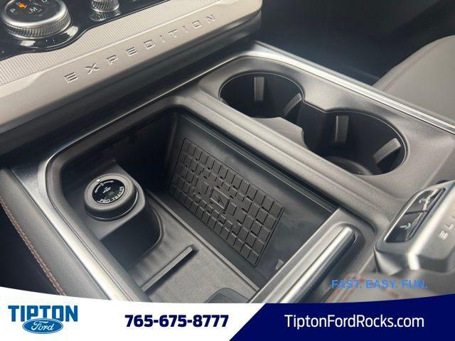 new 2025 Ford Expedition Max car, priced at $73,610