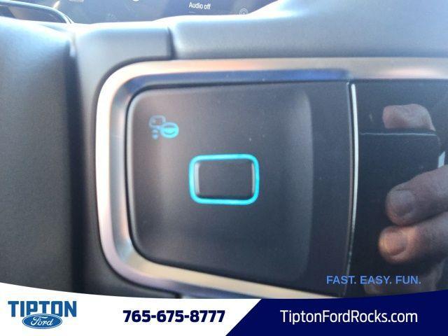 new 2025 Ford Expedition Max car, priced at $70,110