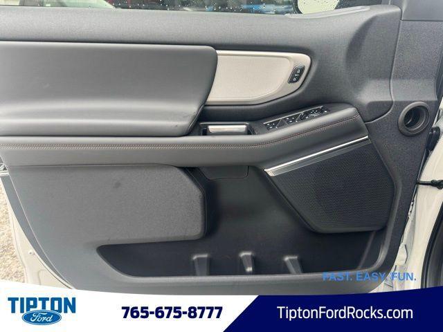 new 2025 Ford Expedition Max car, priced at $73,610