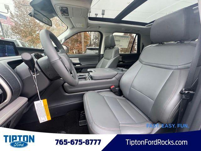 new 2025 Ford Expedition Max car, priced at $73,610