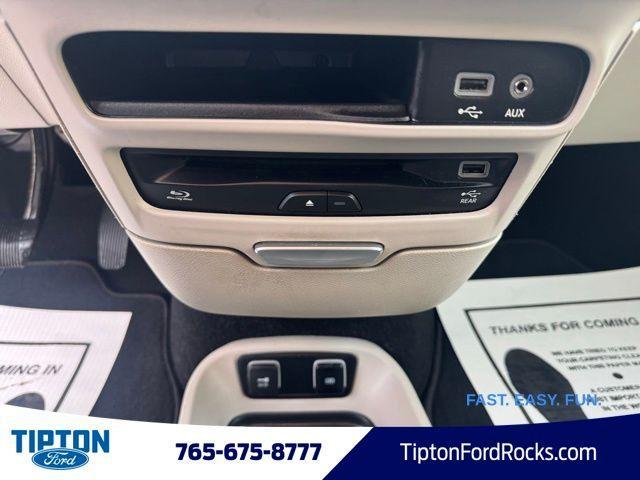 used 2019 Chrysler Pacifica car, priced at $18,600