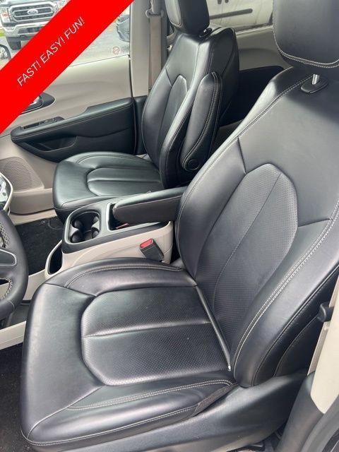 used 2023 Chrysler Pacifica car, priced at $24,679