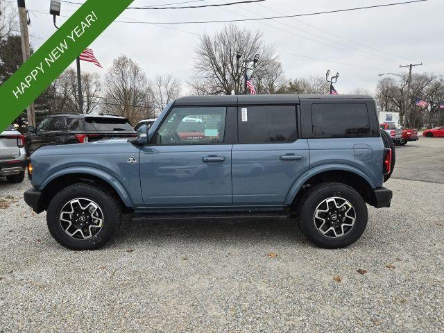 new 2024 Ford Bronco car, priced at $54,418