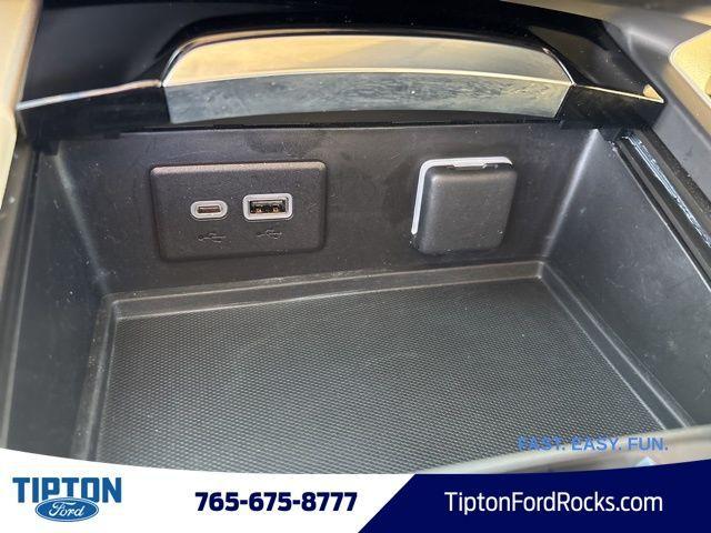 used 2023 Buick Envision car, priced at $23,833