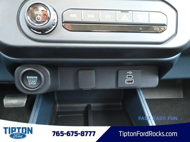 new 2025 Ford Maverick car, priced at $35,699
