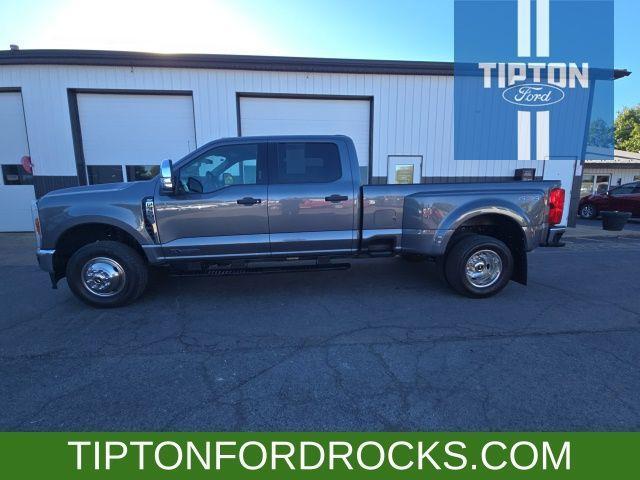 used 2024 Ford F-350 car, priced at $54,000