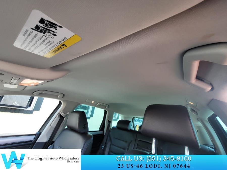 used 2014 Volkswagen Touareg car