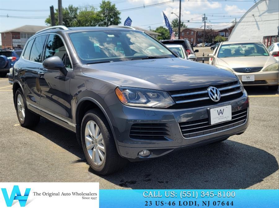 used 2014 Volkswagen Touareg car