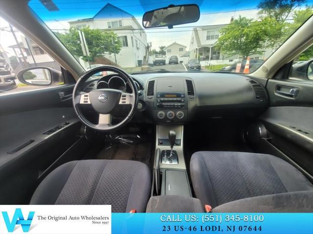 used 2006 Nissan Altima car, priced at $5,888