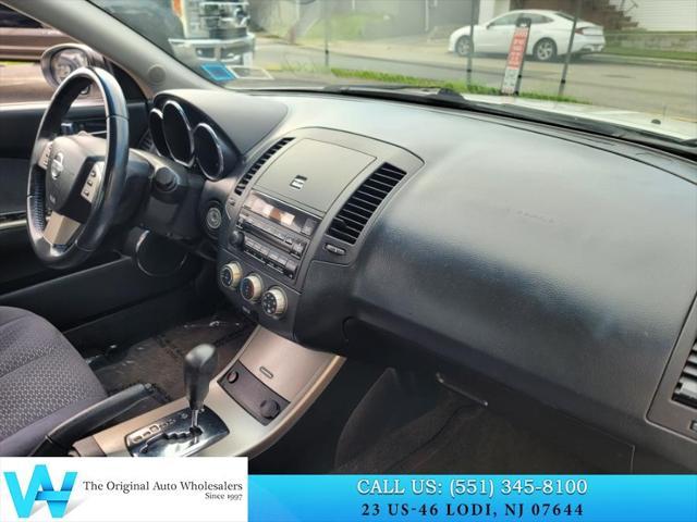 used 2006 Nissan Altima car, priced at $5,888