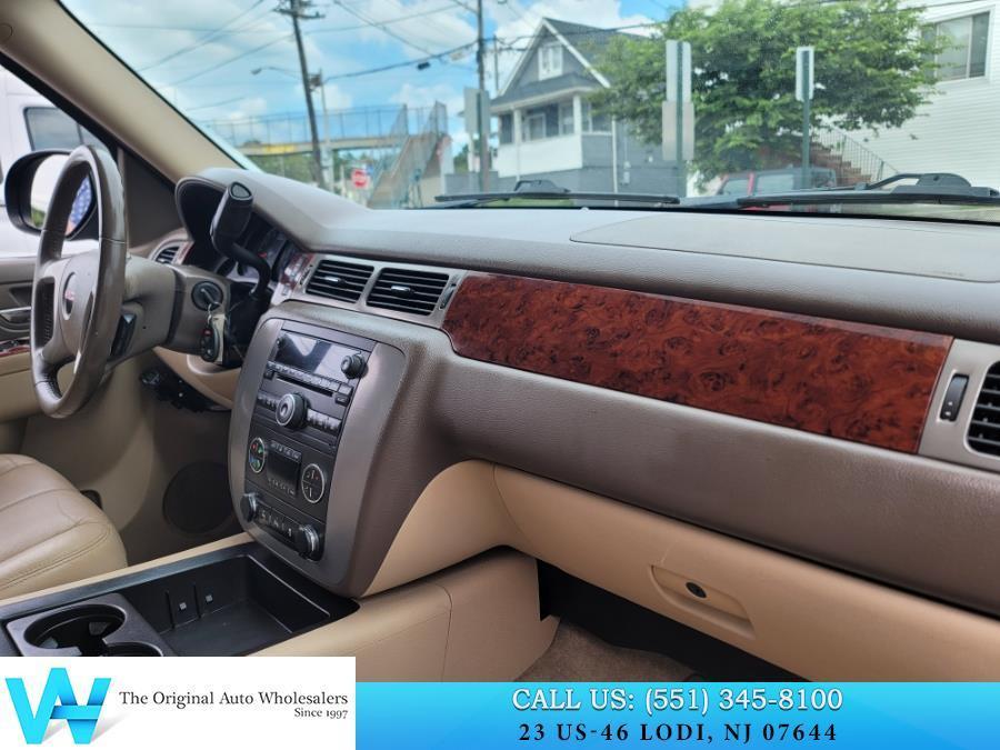 used 2014 GMC Yukon car, priced at $11,497