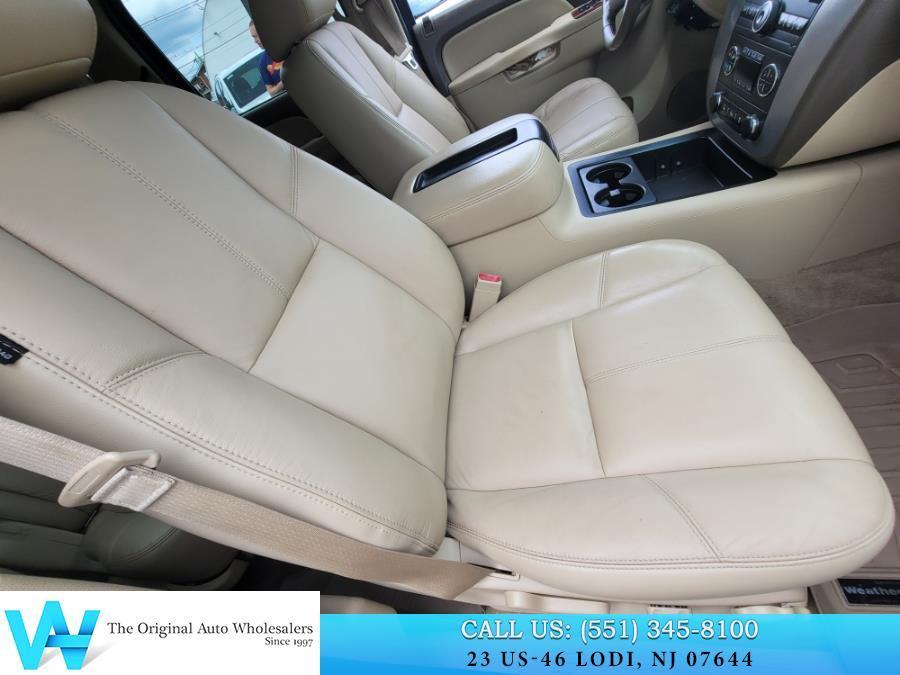 used 2014 GMC Yukon car, priced at $11,497