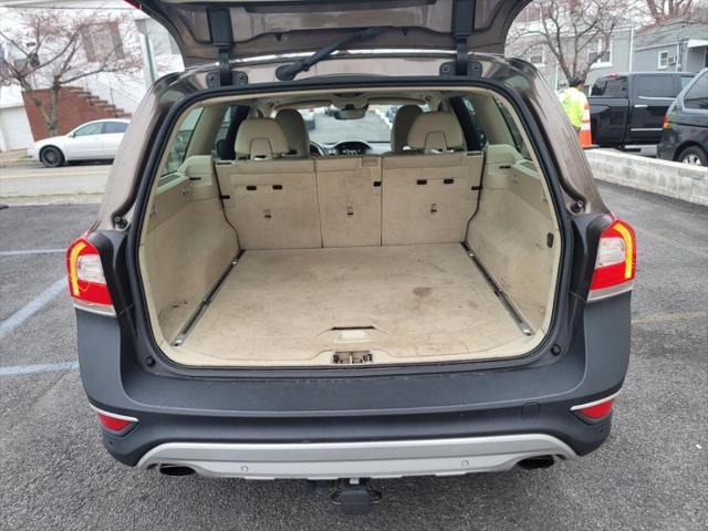 used 2015 Volvo XC70 car, priced at $10,495