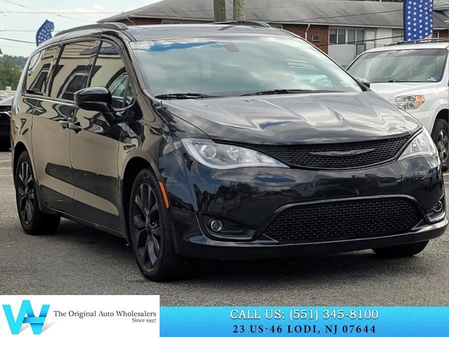 used 2020 Chrysler Pacifica car, priced at $22,713