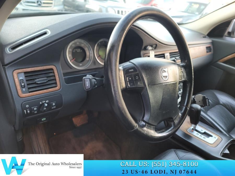 used 2009 Volvo XC70 car, priced at $2,997