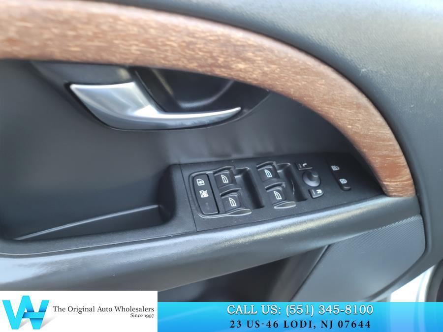 used 2009 Volvo XC70 car, priced at $2,997