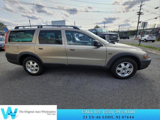 used 2004 Volvo XC70 car, priced at $3,997